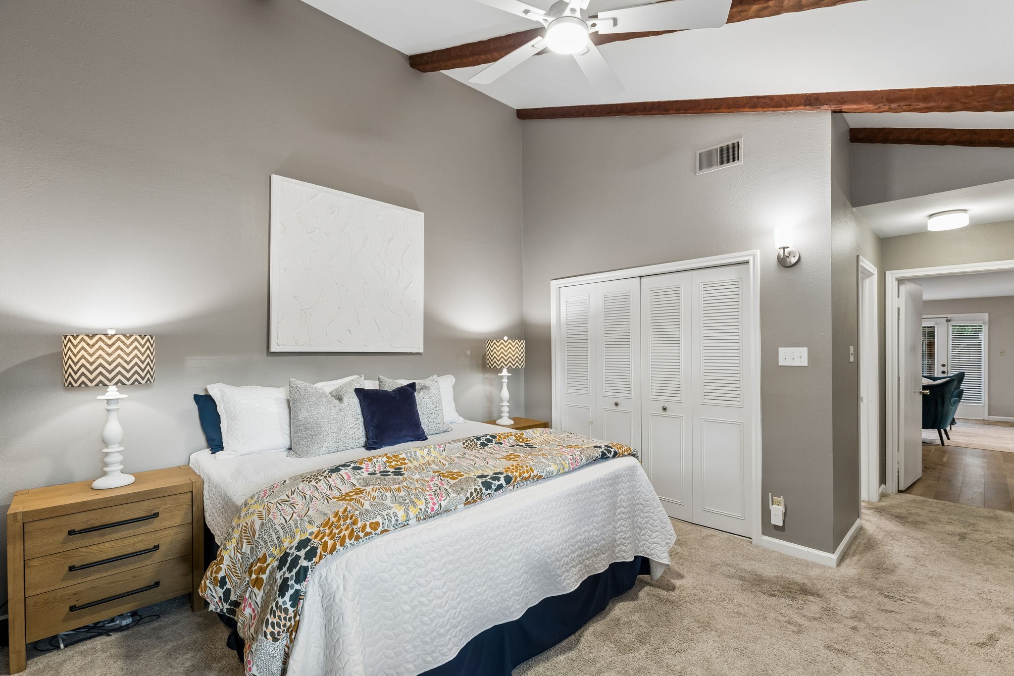9622 Highland View Drive