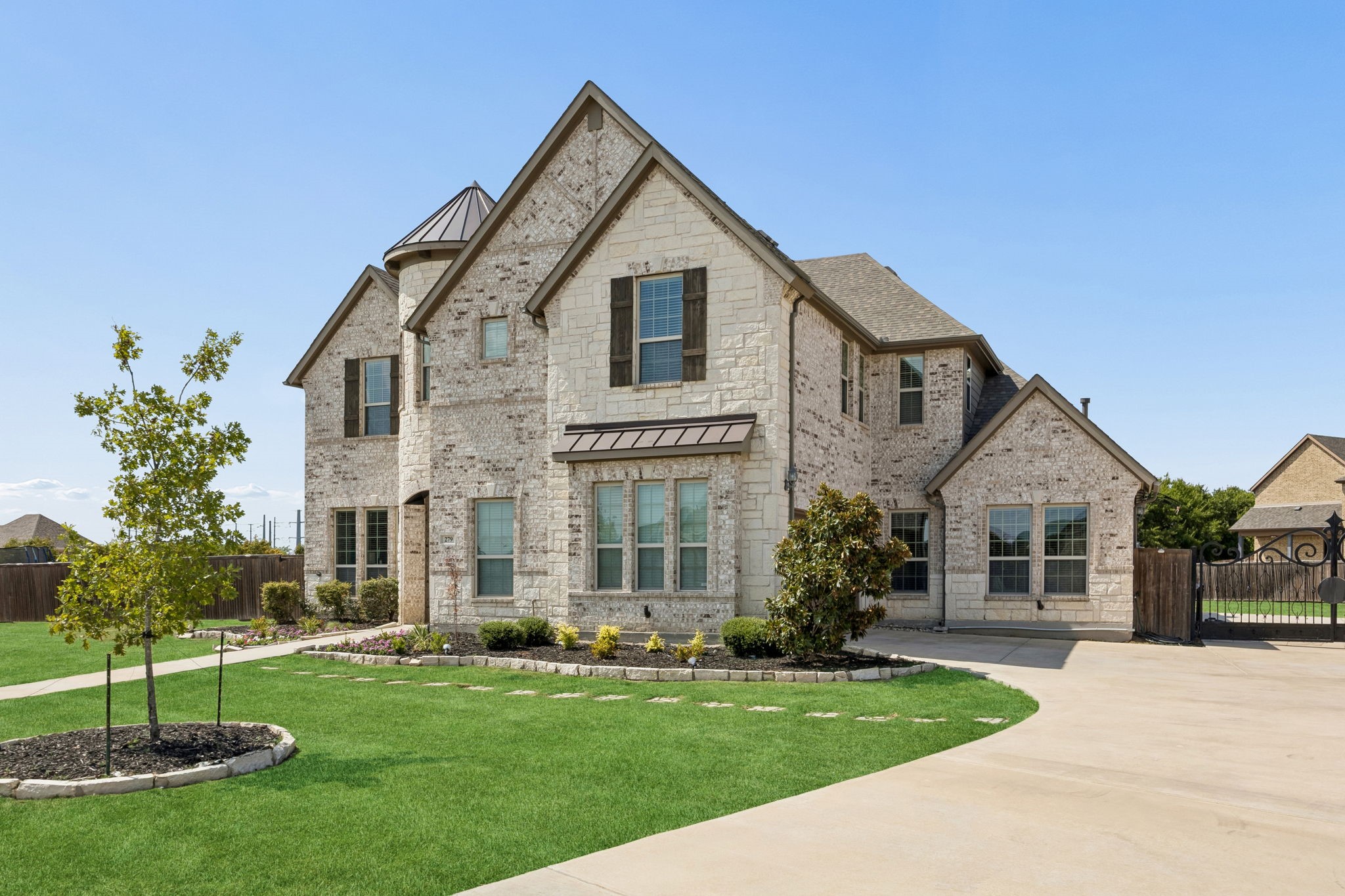 279 Shallow Brook Drive