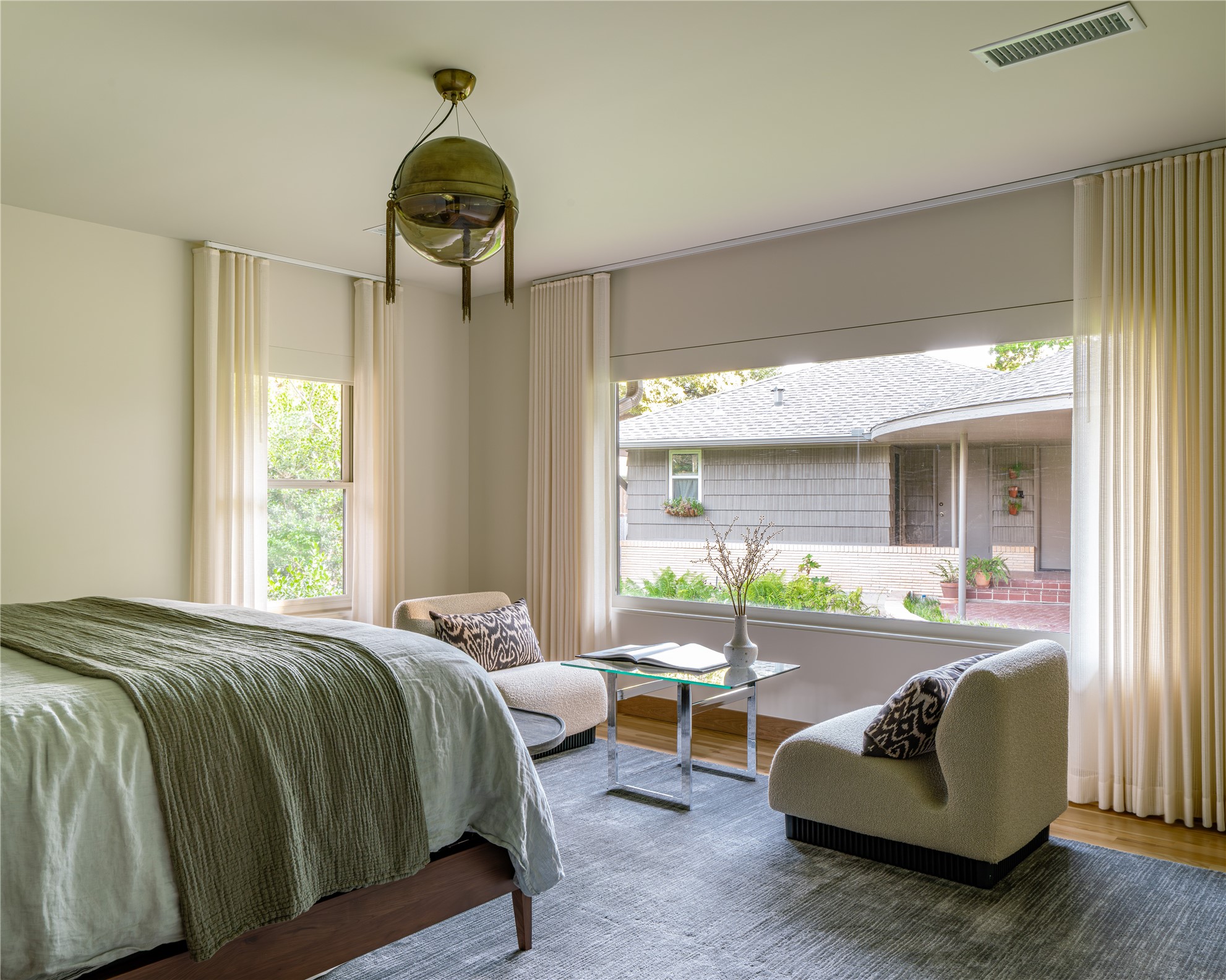 906 Leatrice Drive