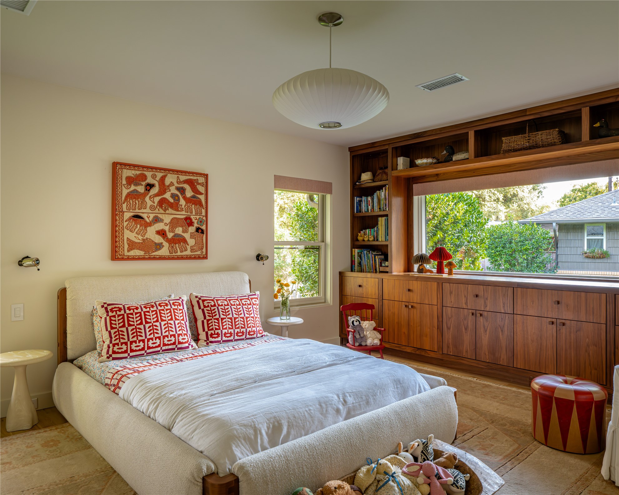 906 Leatrice Drive