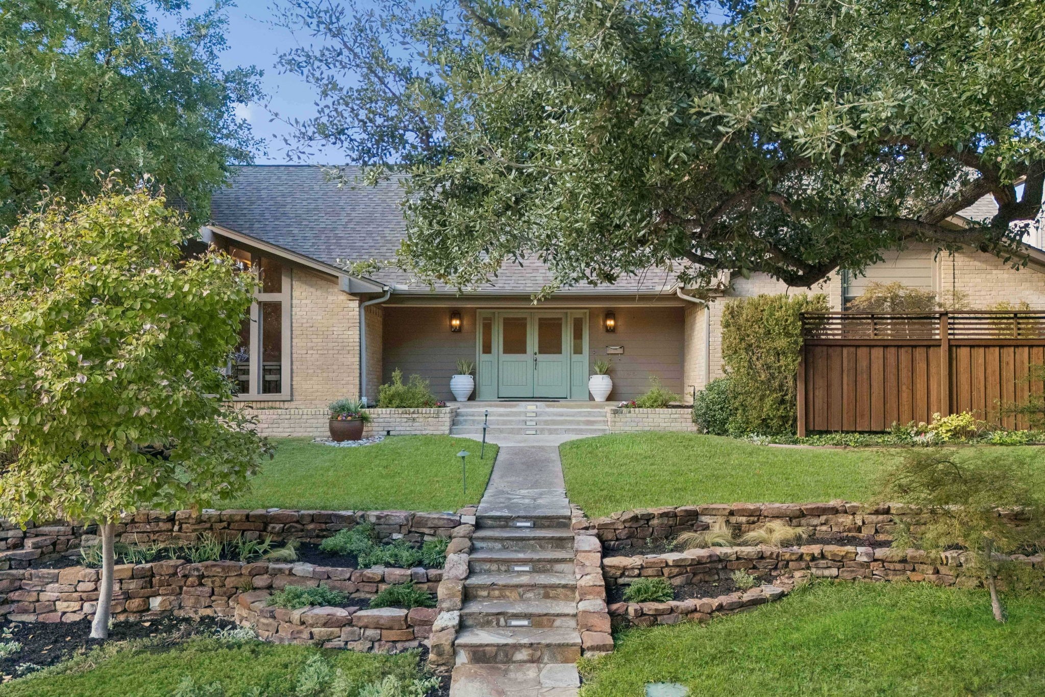 10115 Chesterton Drive Dallas TX