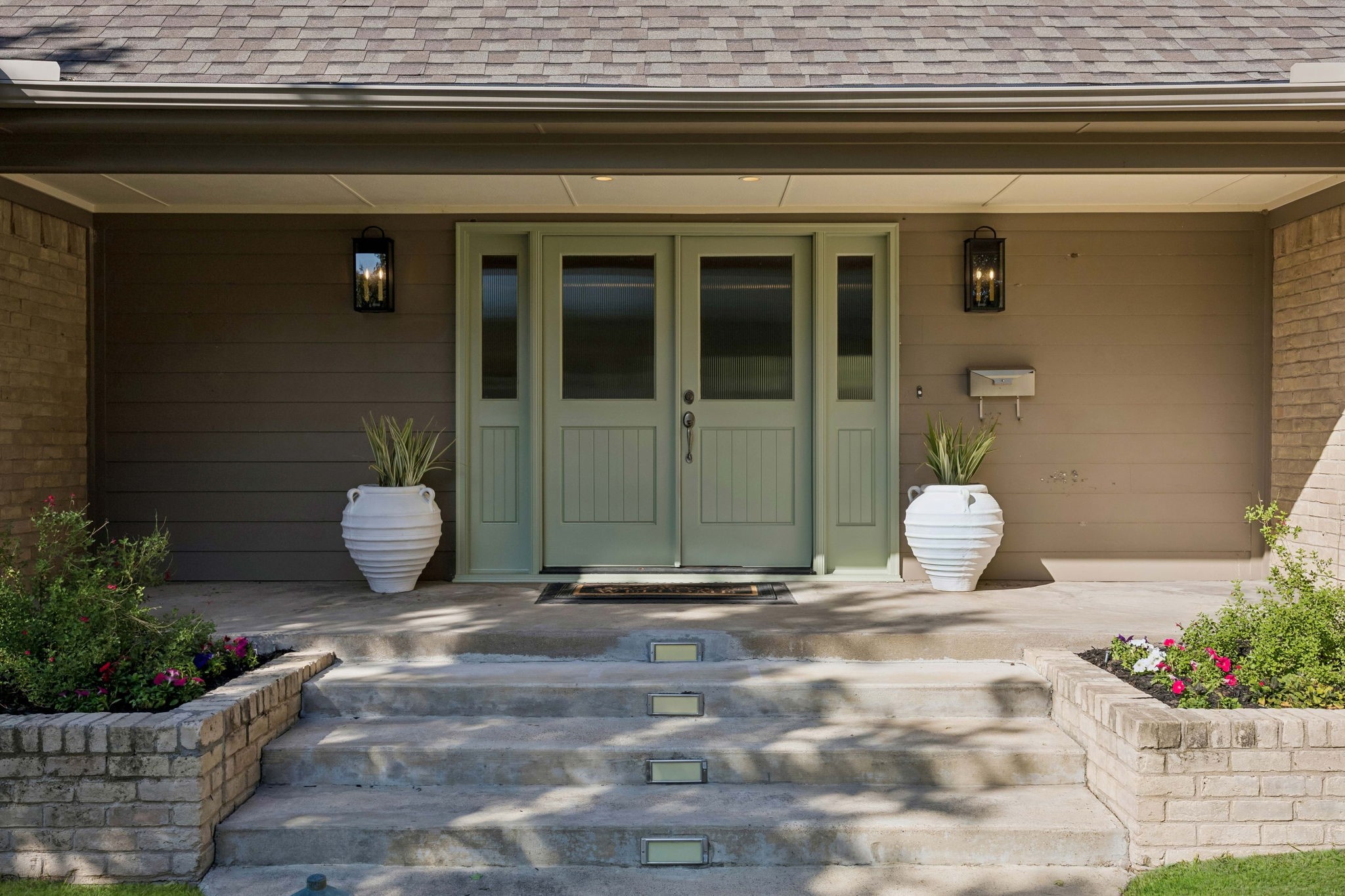 10115 Chesterton Drive