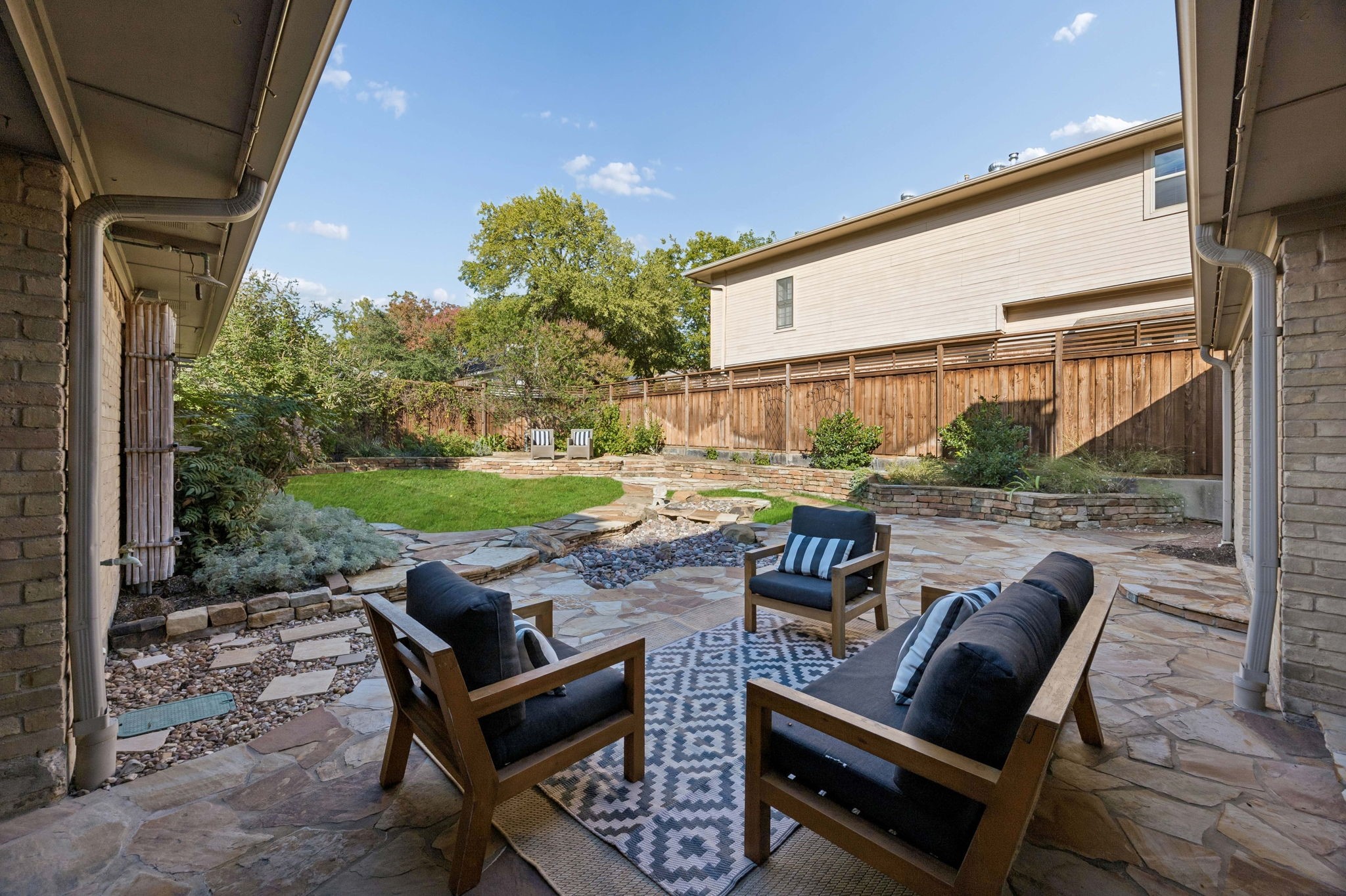 10115 Chesterton Drive