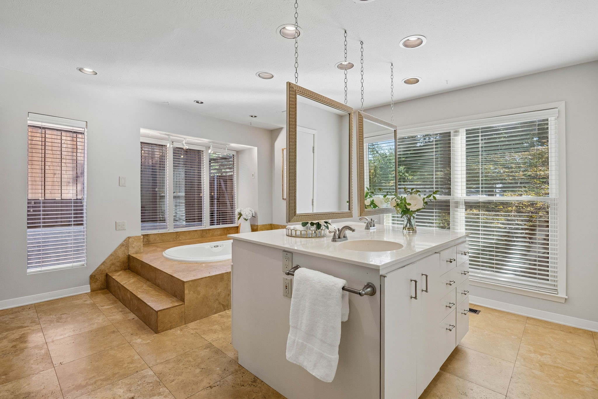 10115 Chesterton Drive