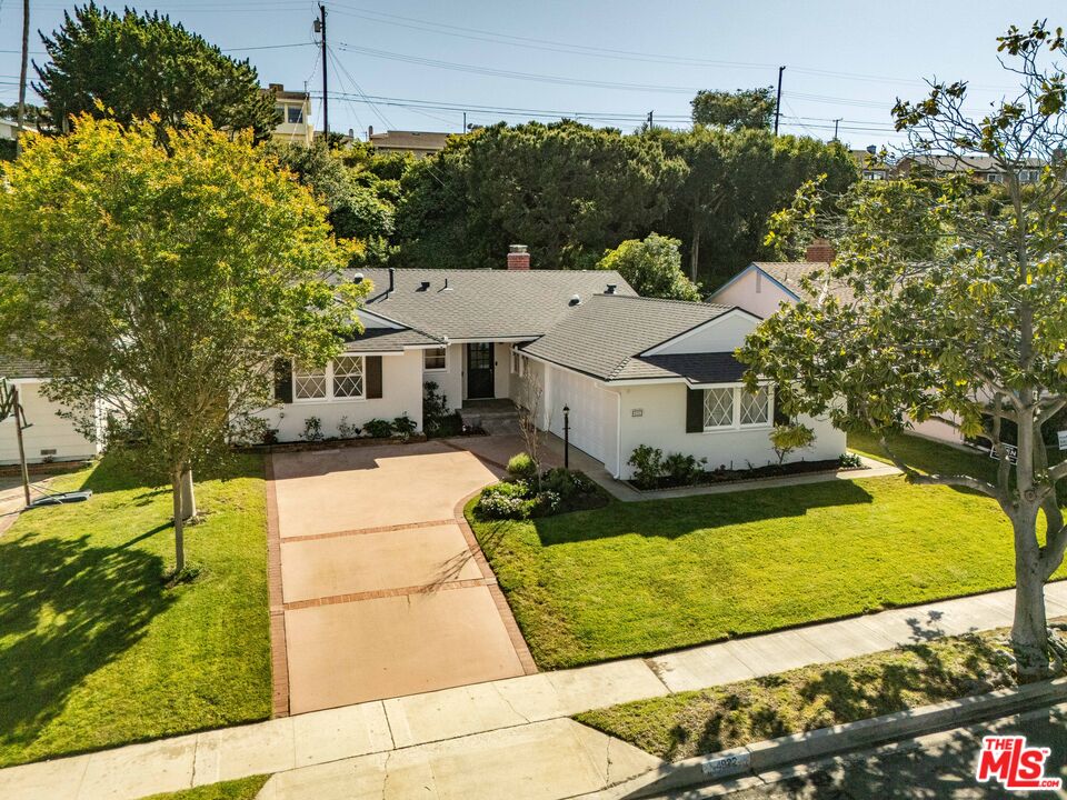 4922 Paseo Del Pavon