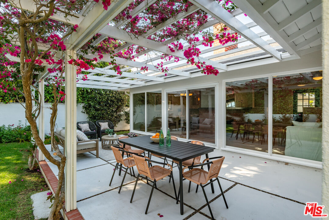 4922 Paseo Del Pavon