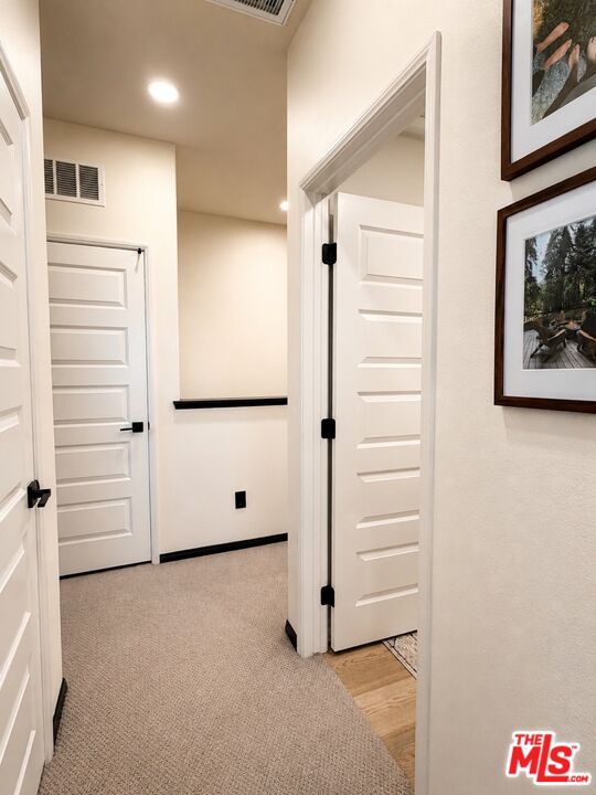 1525 Stratus Dr