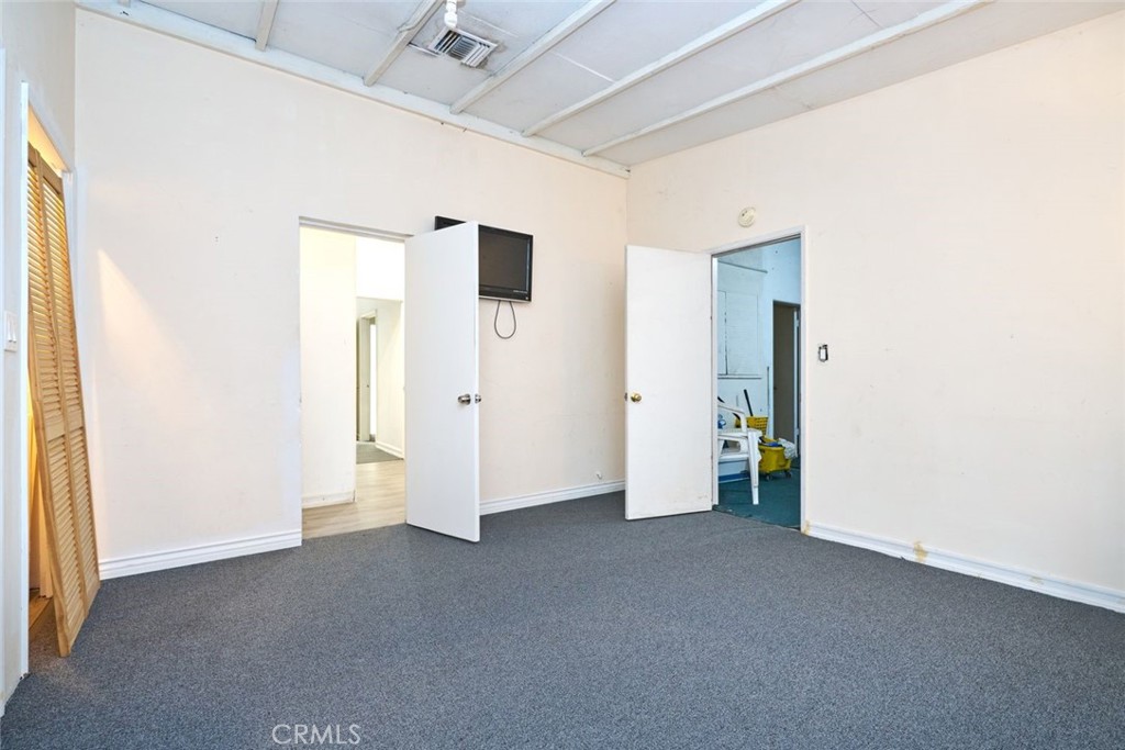 1025 W Arbor Vitae Street