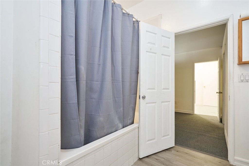 1025 W Arbor Vitae Street