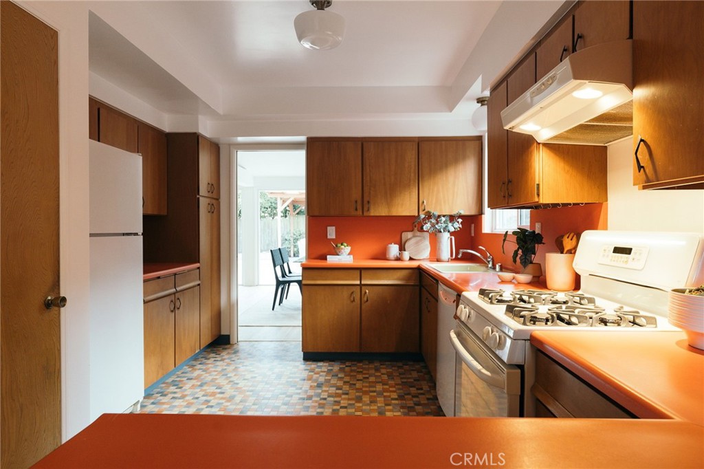 27010 Shorewood Road