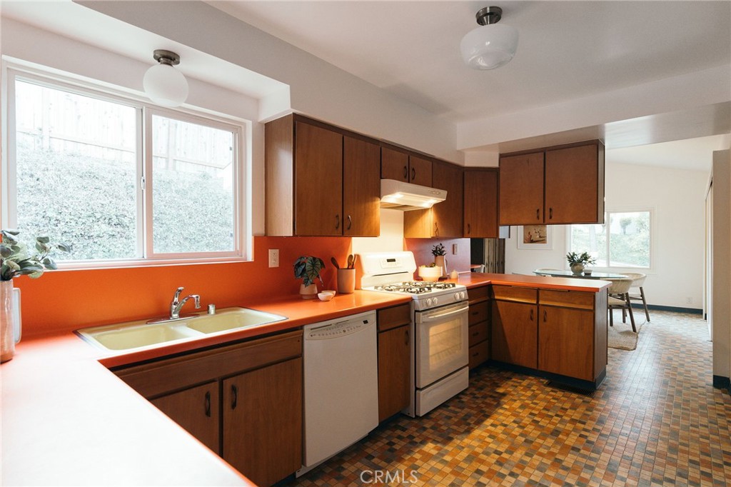 27010 Shorewood Road