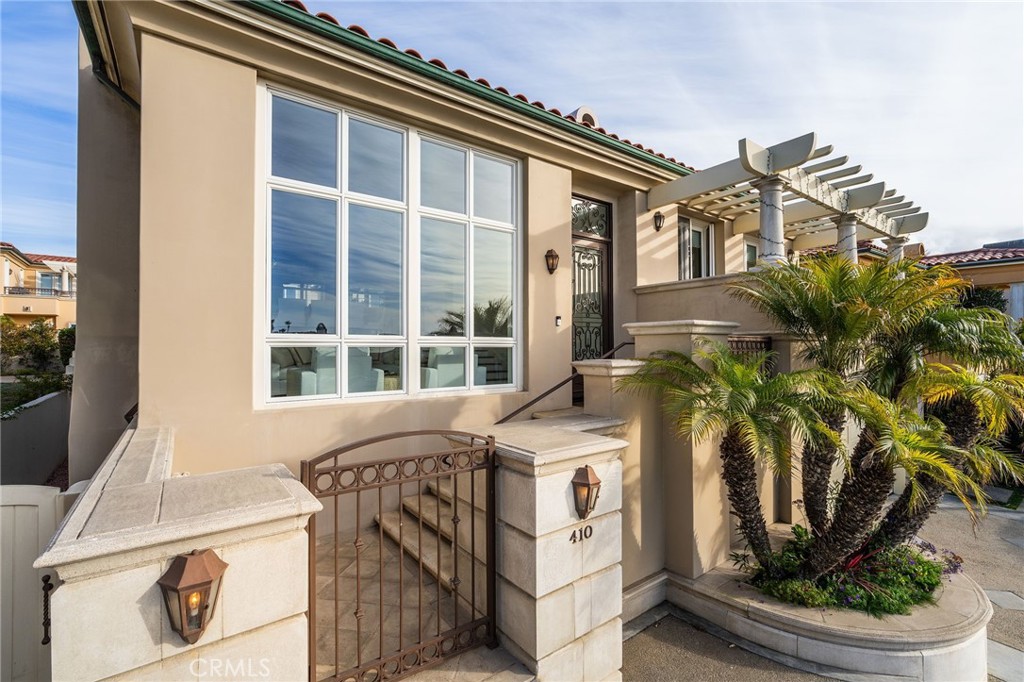 410 Paseo de la Concha