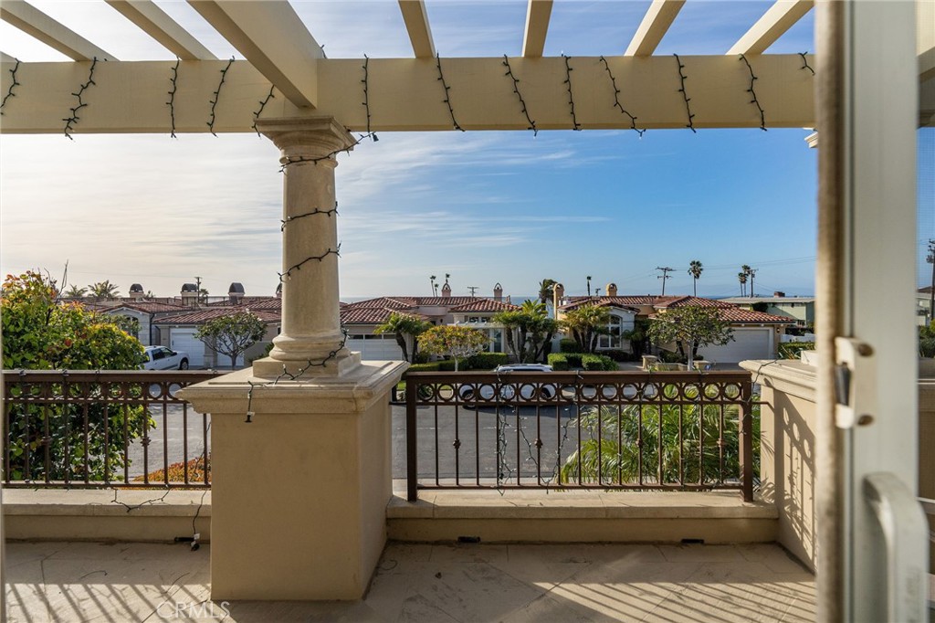 410 Paseo de la Concha