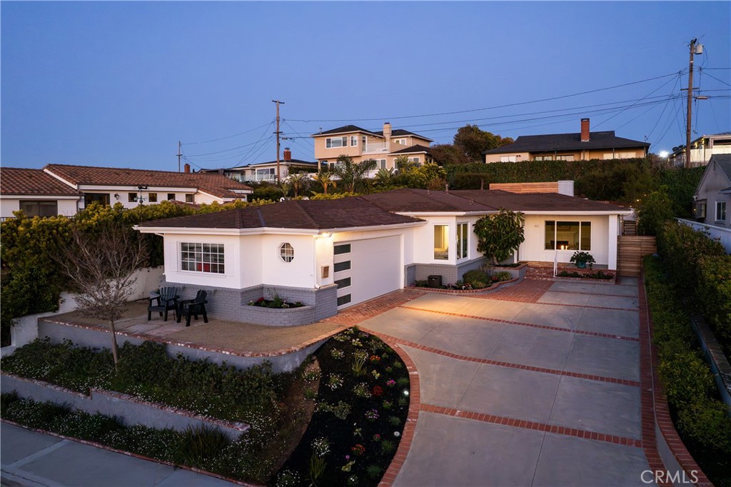 410 Via Mesa Grande