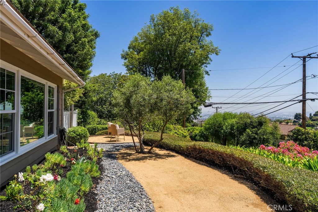 27317 Sunnyridge Road