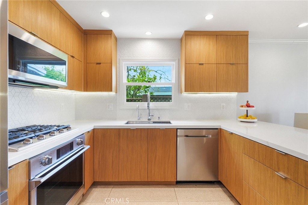 27642 Avenida Del Mesa