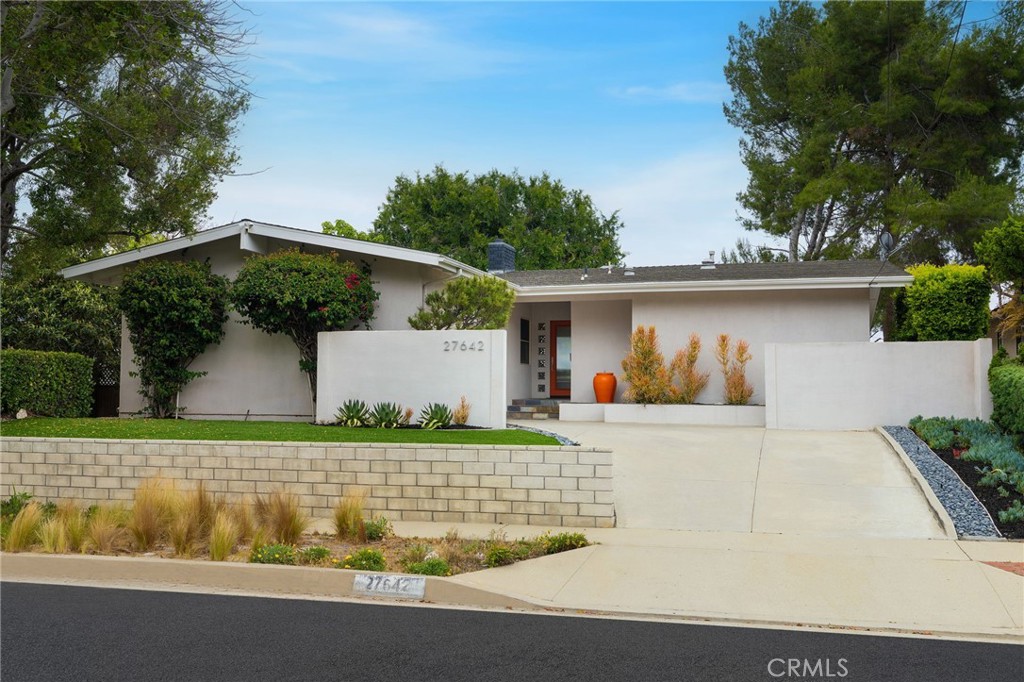 27642 Avenida Del Mesa