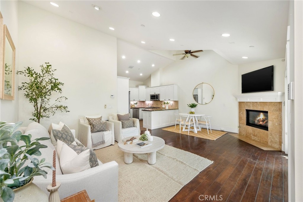 806 N. Irena Ave A