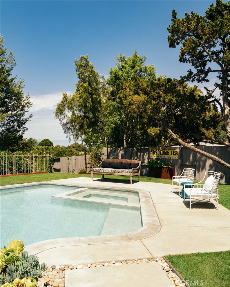 34 Shady Vista Road