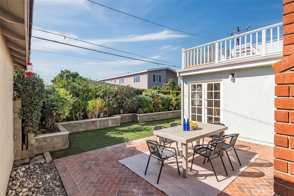 3601 Elm Ave.