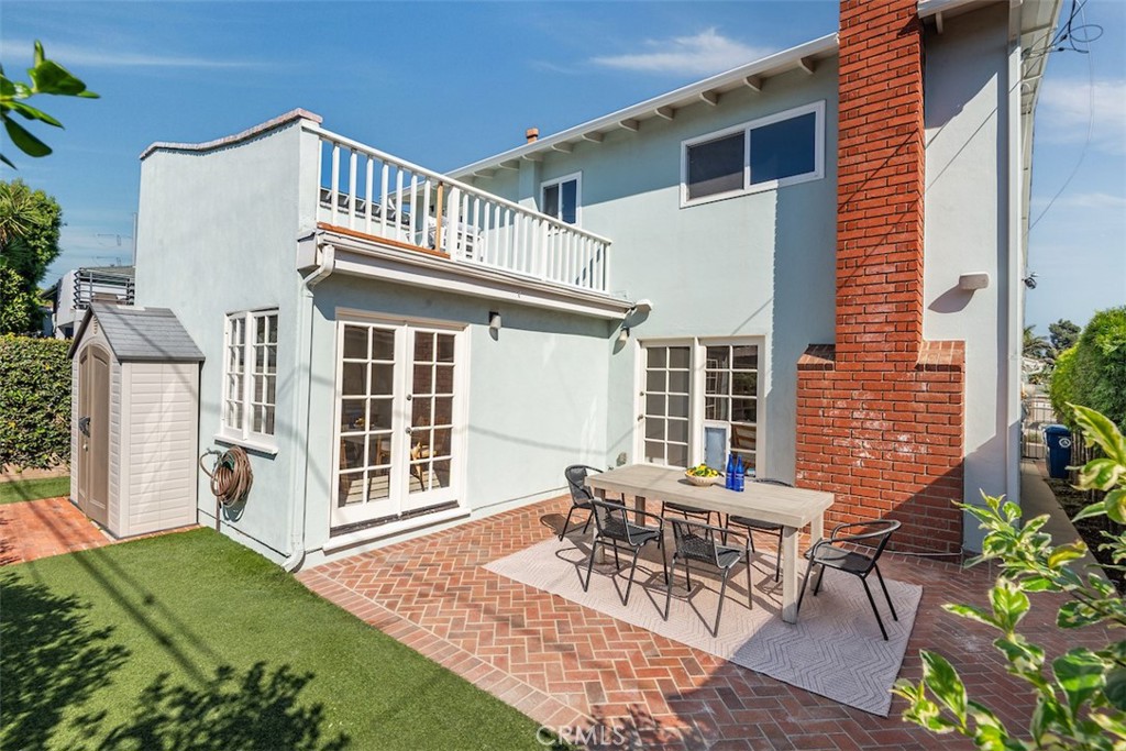 3601 Elm Ave.