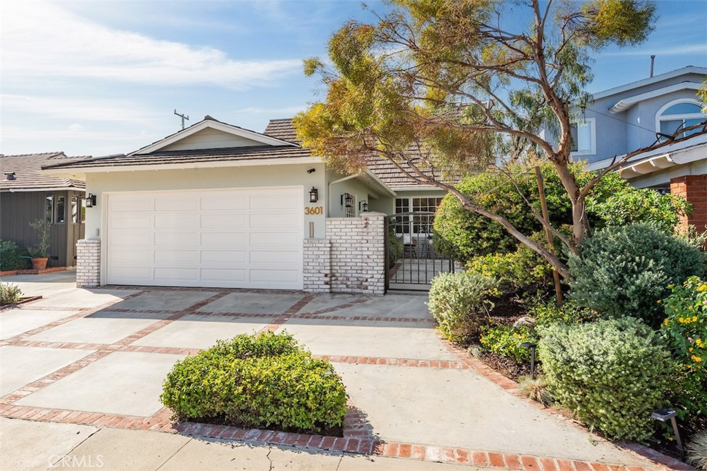 3601 Elm Ave.