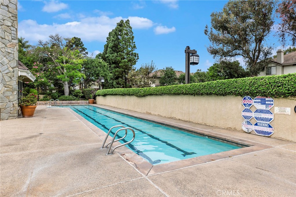 2571 Plaza del Amo 310