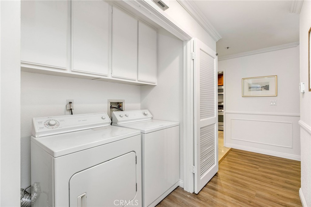 2571 Plaza del Amo 310