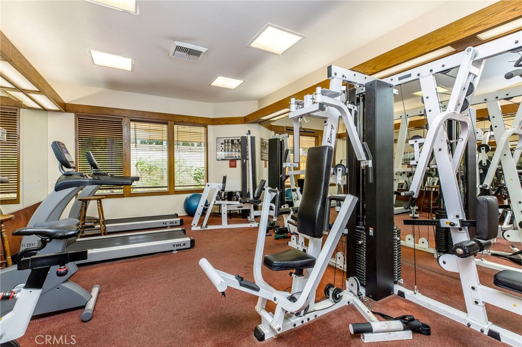 2571 Plaza del Amo 310