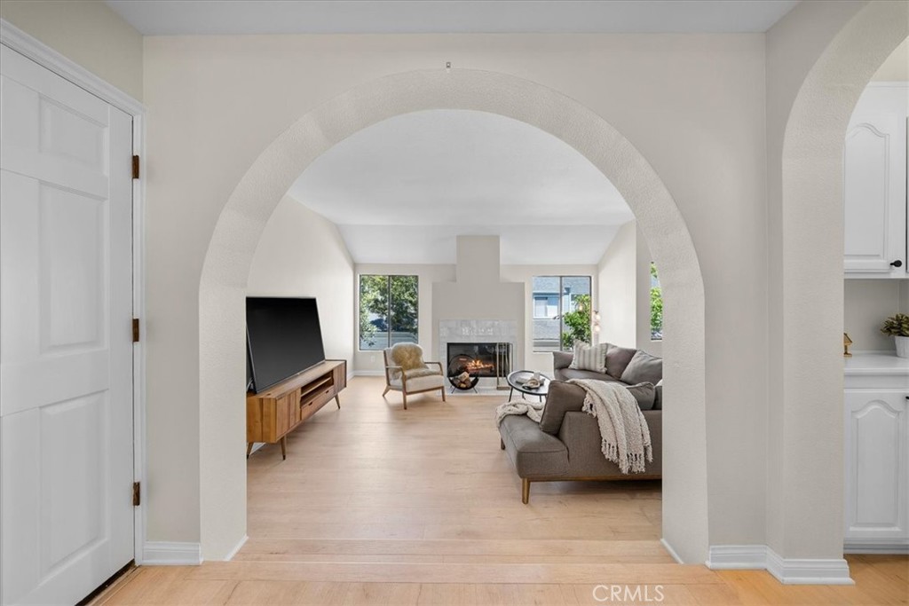 1150 W Capitol Drive 114