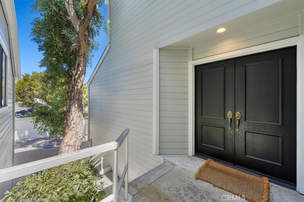 1150 W Capitol Drive 114