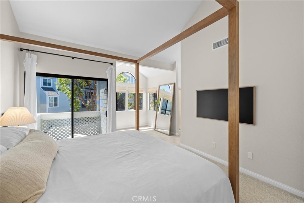 1150 W Capitol Drive 114