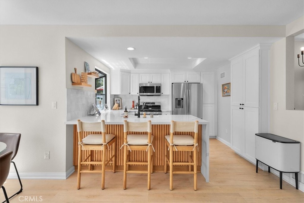 1150 W Capitol Drive 114