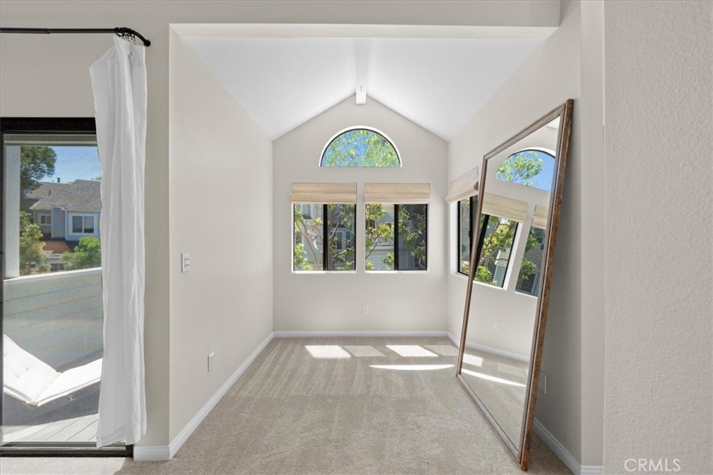 1150 W Capitol Drive 114