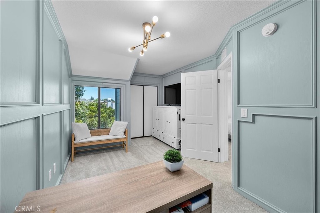 1150 W Capitol Drive 114