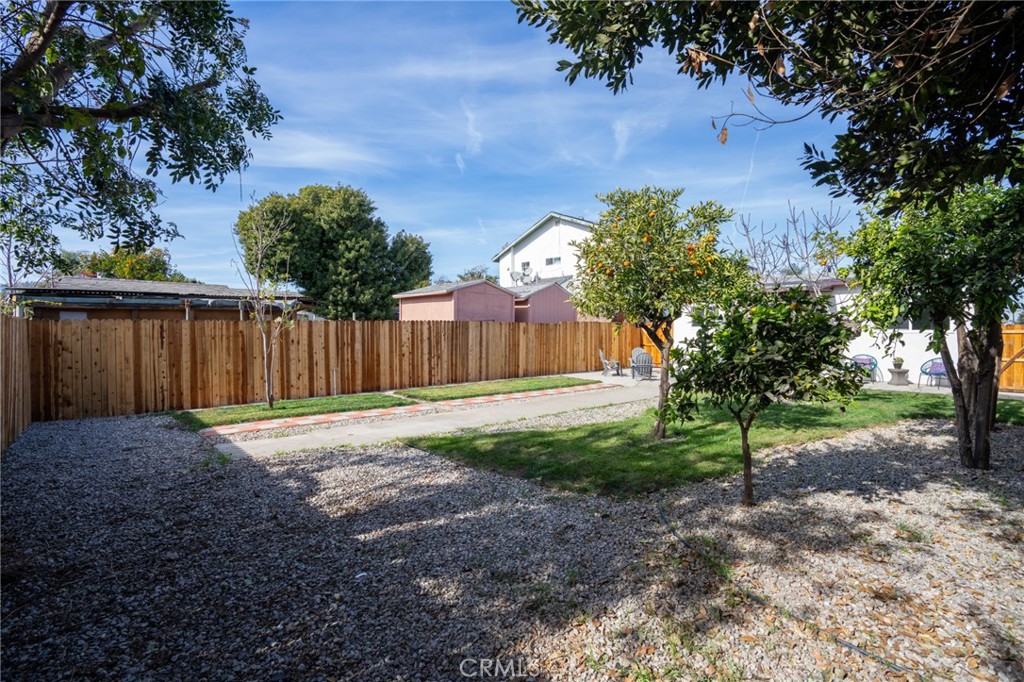 261 W Sepulveda Street