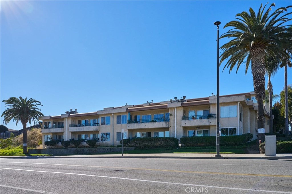 2222 S Mesa Street 24