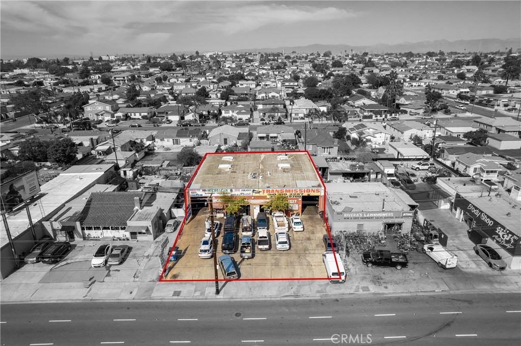 1527 W El Segundo Boulevard