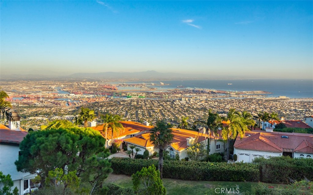 57 Paseo De Castana