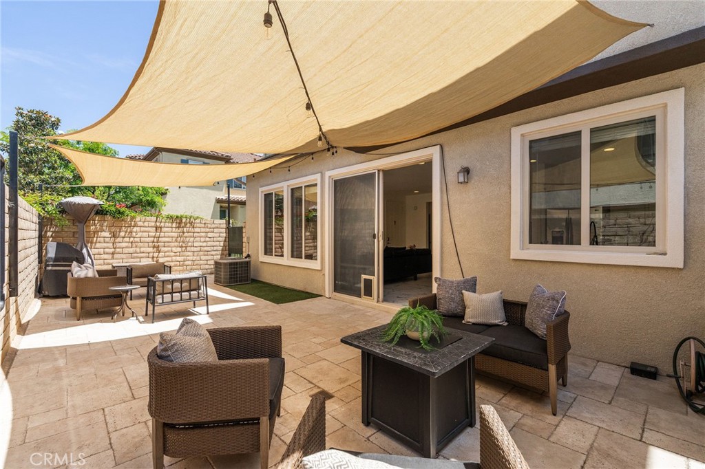 6807 Simmons Way