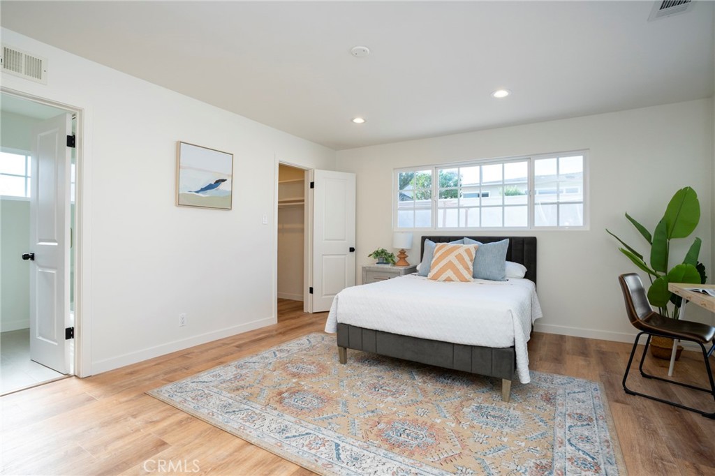 1718 West 27th