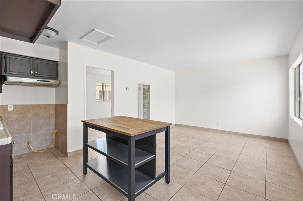 6133 Orchard Avenue