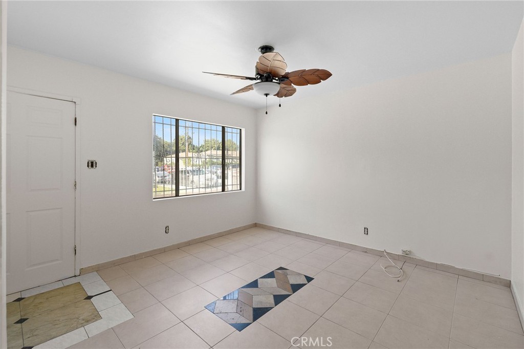 6133 Orchard Avenue