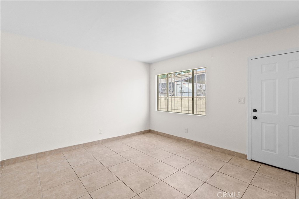 6133 Orchard Avenue