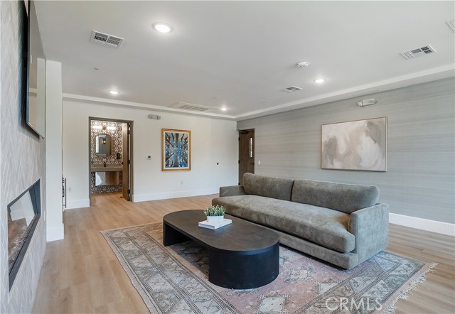 1303 S Orange Grove AVE Unit: 601