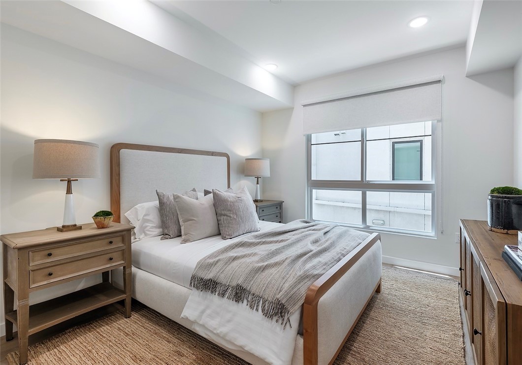 1303 S Orange Grove AVE Unit: 601