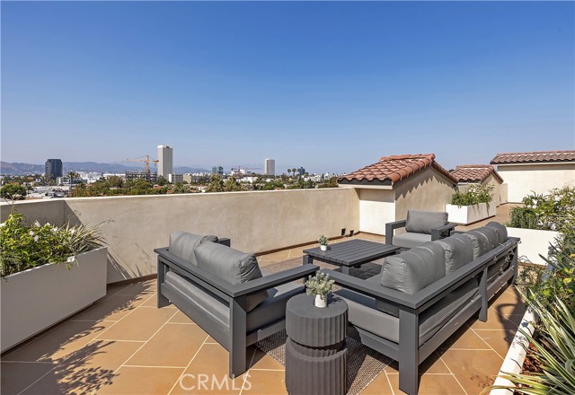 1303 S Orange Grove AVE Unit: 601