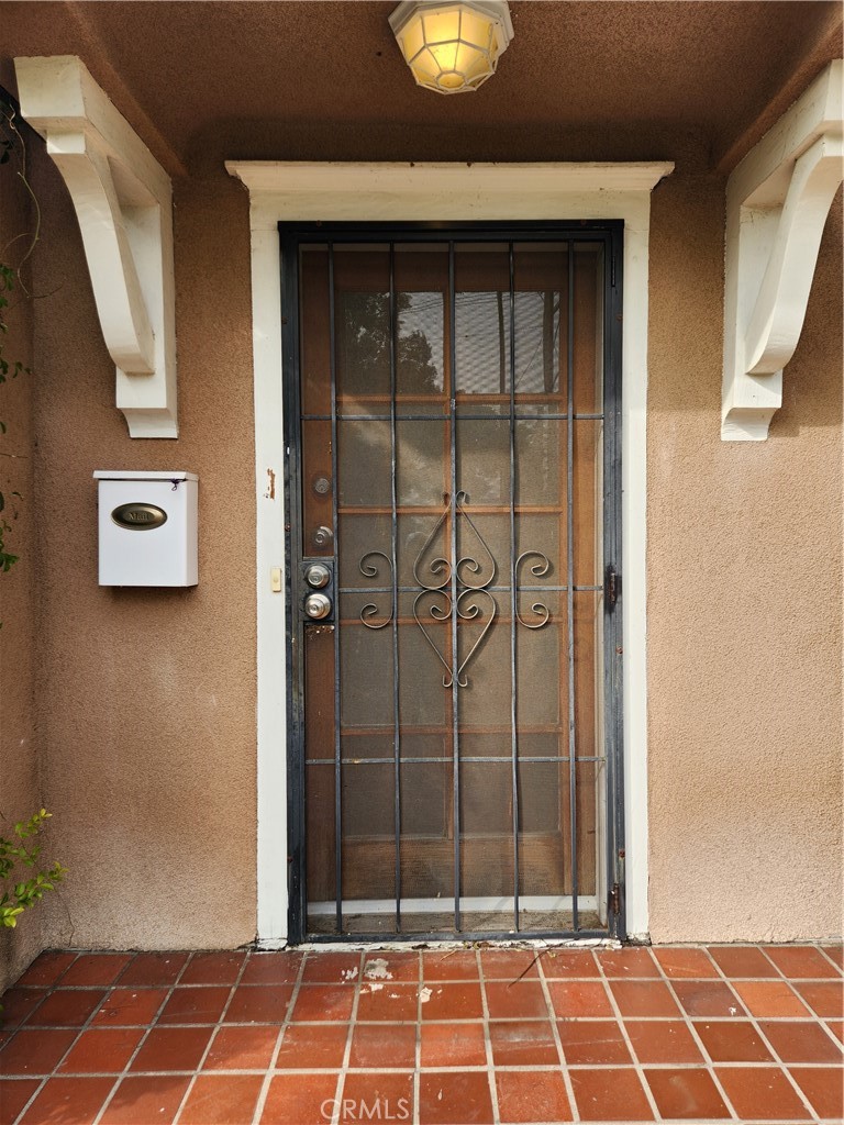 555 E Elizabeth Street