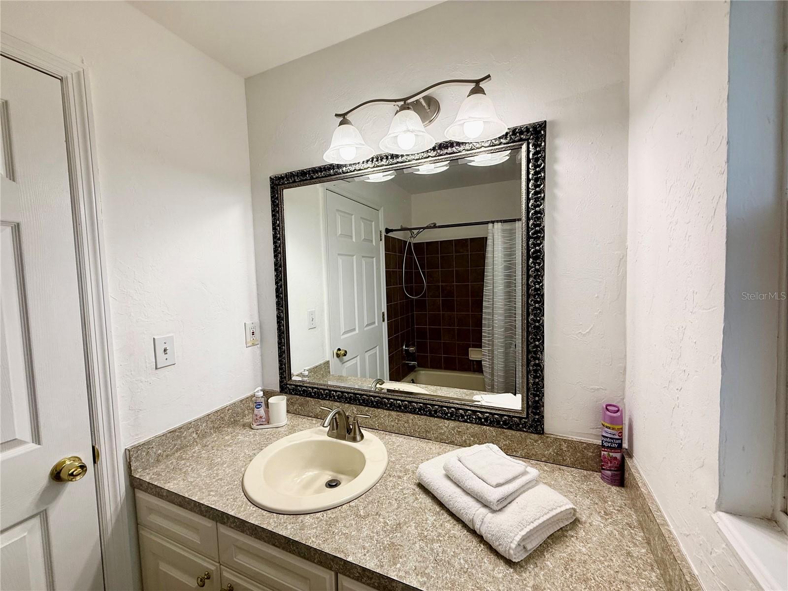 2922 ARLINGTON ST #Unit B