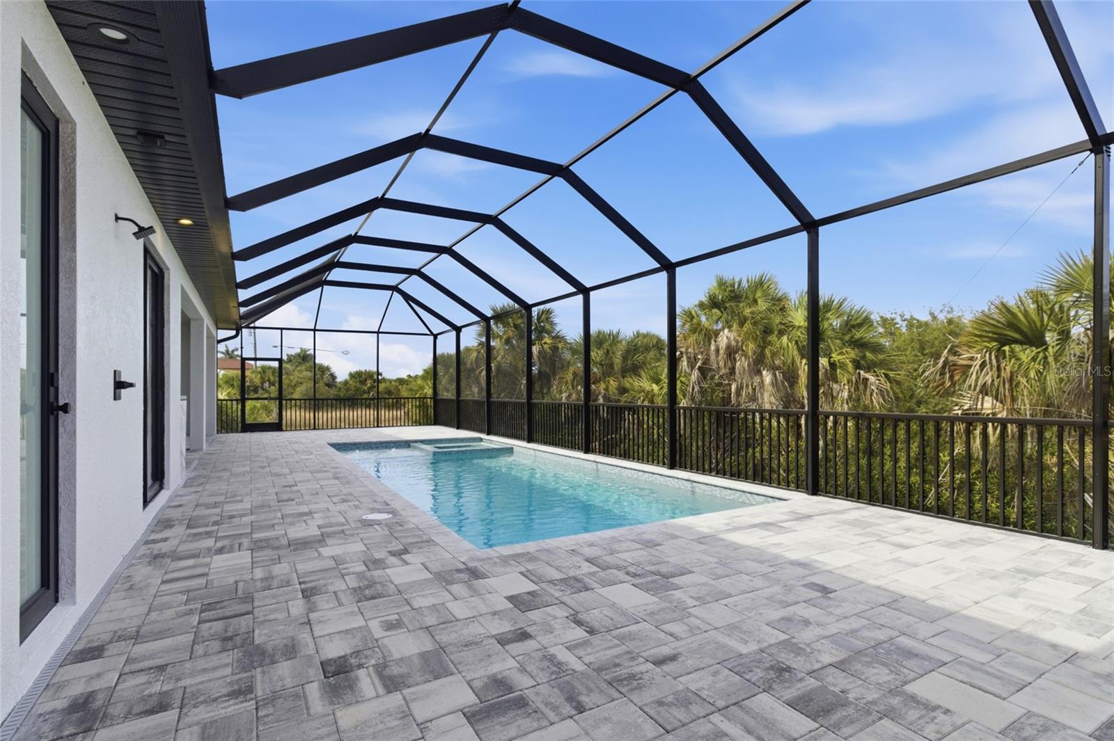 14192 FORT MYERS AVE